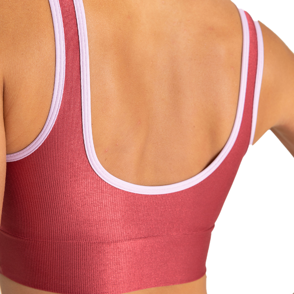 Top Deportivo LIVE! Line Essential Mujer P1048